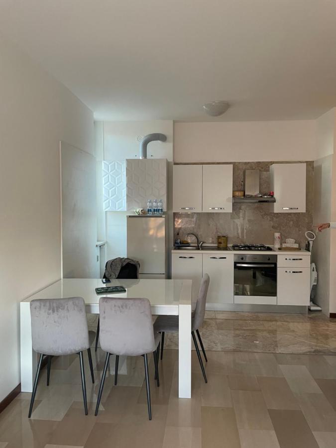 Lovely Apartment In Gallarate Exterior foto